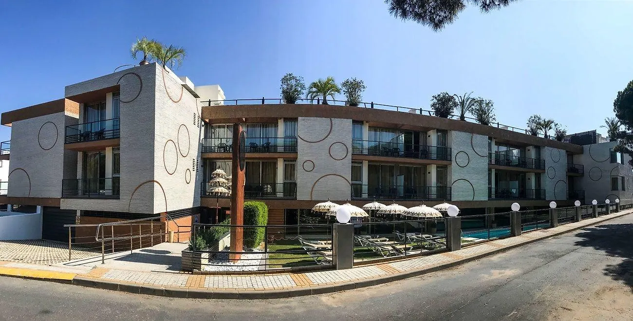 On Family Islantilla 3*,
